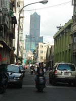Click Here to view Kaohsiung street in Full Size